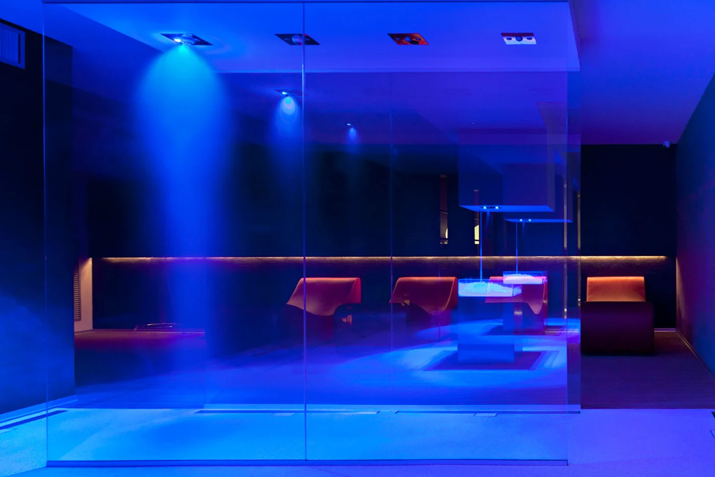 SPA-зона под ключ с бассейном и парными